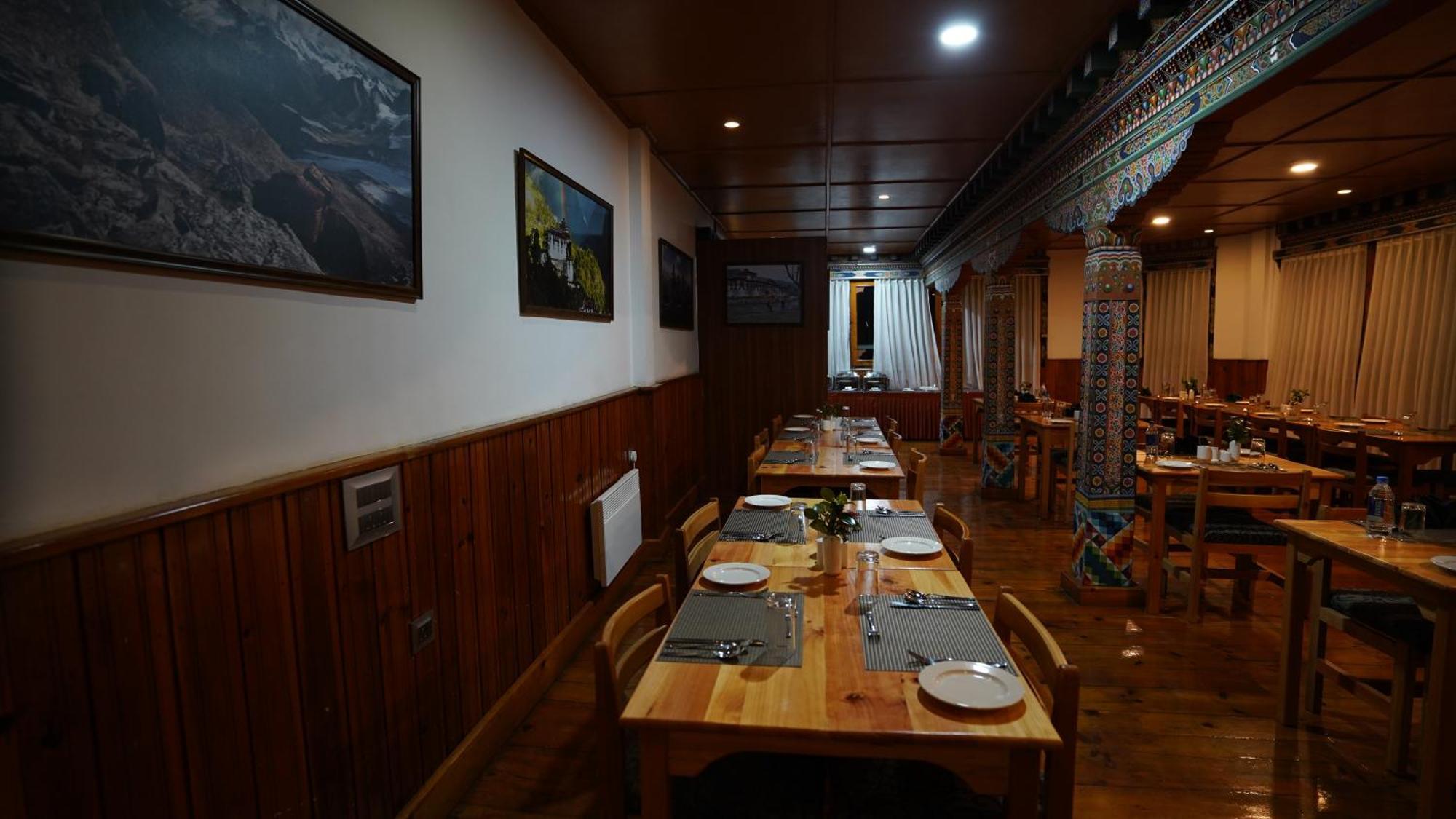 Hotel Olathang Paro Bagian luar foto